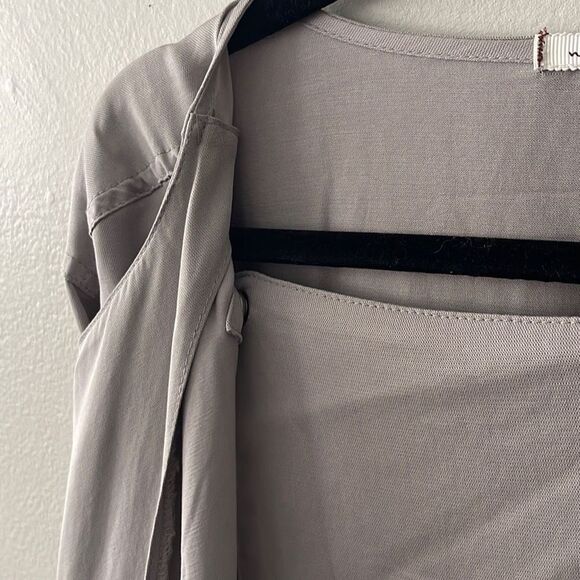 Willow & Clay Wrap Front Dress Size small chinch waist snap front zipper NWT - Picture 13 of 14